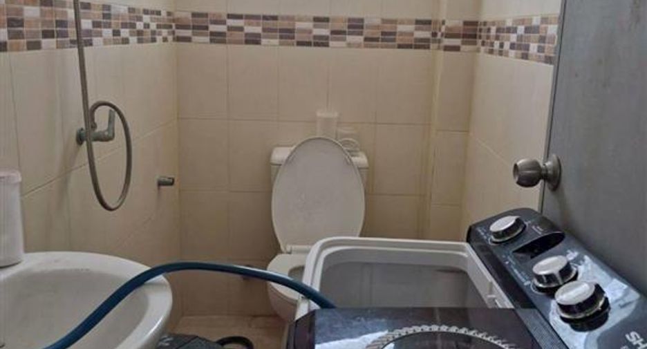 For sale 3 bedrooms retail Space in Pak Kret, Nonthaburi