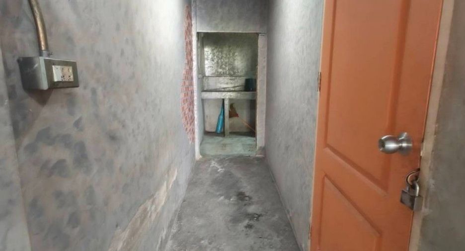 Casa adosada en venta de 1 habitaciones en Phra Samut Chedi, Samut Prakan