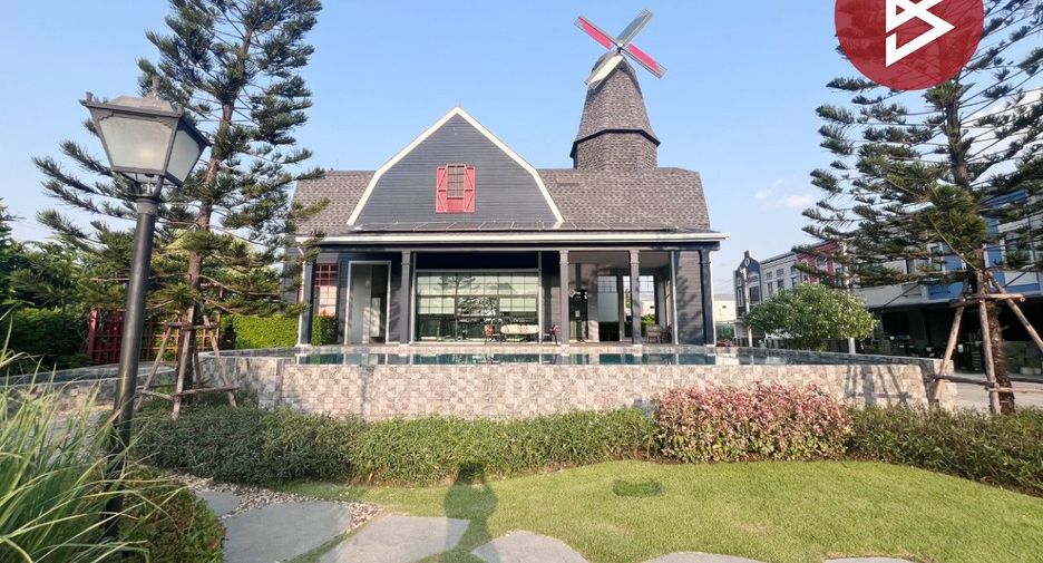 À vendre 4 chambres maison de ville à Bang Kruai, Nonthaburi