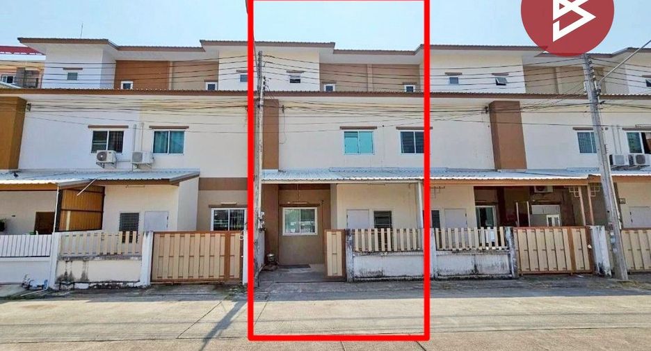 For rent and for sale 3 bedrooms townhouse in Mueang Chon Buri, Chonburi