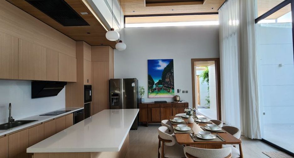 For rent 3 bedrooms villa in Mueang Phuket, Phuket