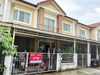 For sale 3 bedrooms townhouse in Lat Krabang, Bangkok