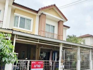 For sale 3 bedrooms townhouse in Lat Krabang, Bangkok
