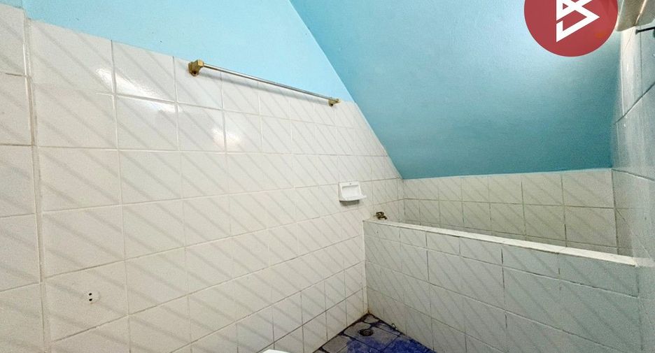 For sale 2 bedrooms townhouse in Takhli, Nakhon Sawan