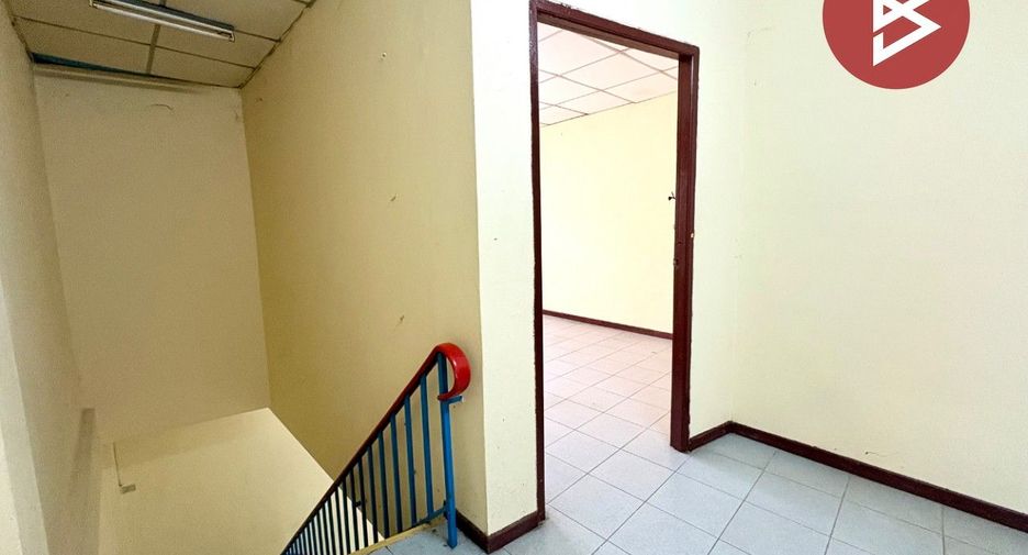 For sale 2 bedrooms townhouse in Takhli, Nakhon Sawan