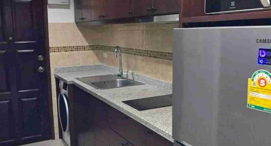 For sale studio condo in Bang Lamung, Chonburi