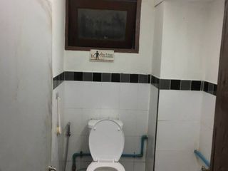 For sale 6 bedrooms townhouse in Mueang Samut Prakan, Samut Prakan