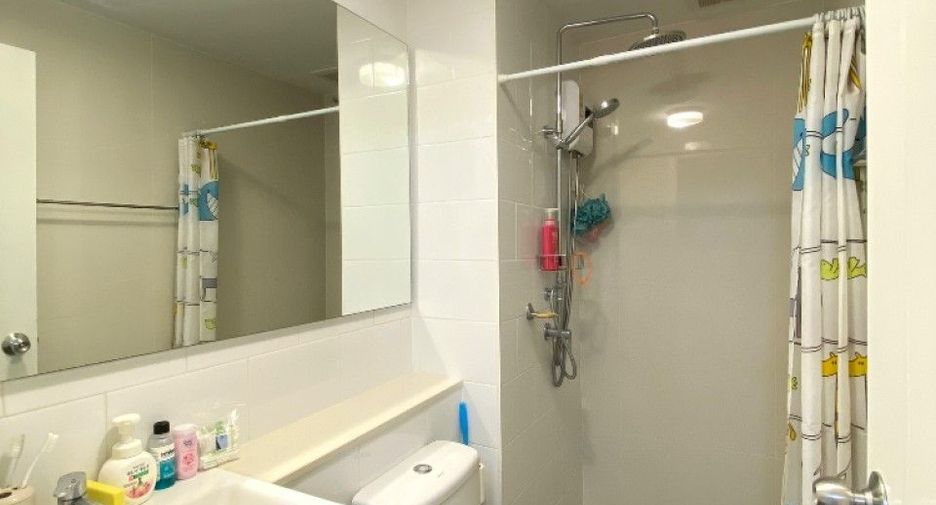 For sale 2 bedrooms condo in Bang Kapi, Bangkok