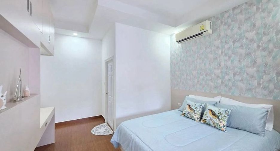 À vendre 3 chambres villa à Bang Lamung, Chonburi