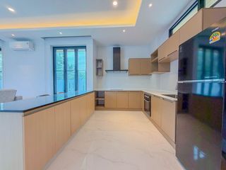 For rent 2 bedrooms villa in Mueang Phuket, Phuket