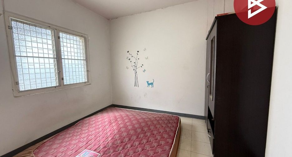 For sale 2 ベッドルーム condo in Nakhon Chai Si, Nakhon Pathom