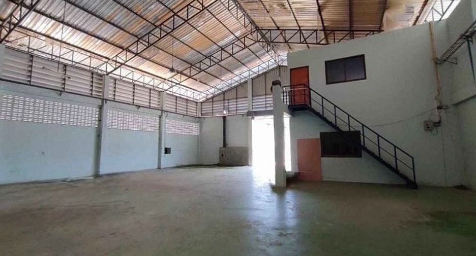 For rent 2 bedrooms warehouse in Mueang Chachoengsao, Chachoengsao