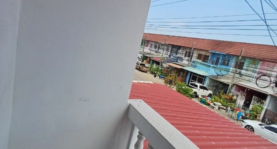 For sale 2 bedrooms townhouse in Lat Lum Kaeo, Pathum Thani