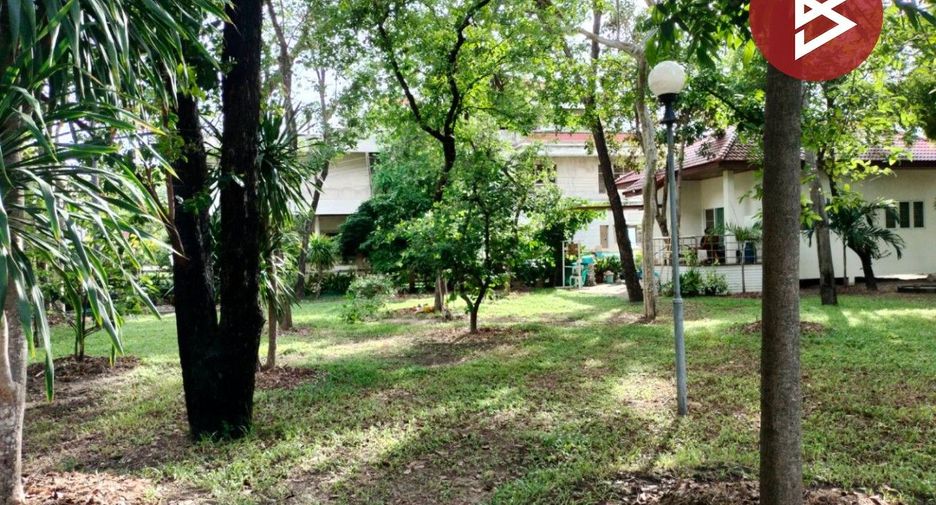 For sale 8 bedrooms house in Mueang Chon Buri, Chonburi