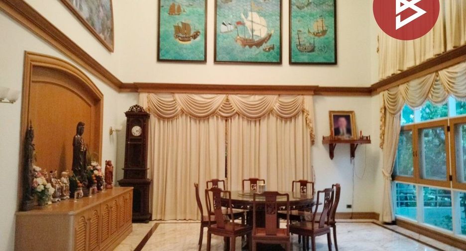 For sale 8 bedrooms house in Mueang Chon Buri, Chonburi