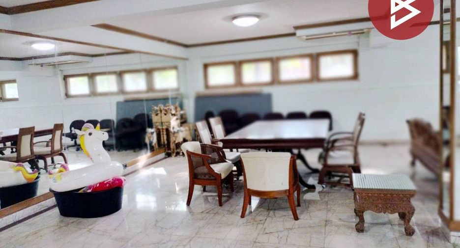 For sale 8 bedrooms house in Mueang Chon Buri, Chonburi