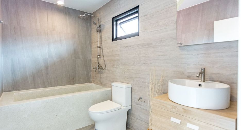 For rent 3 bedrooms house in Hang Dong, Chiang Mai