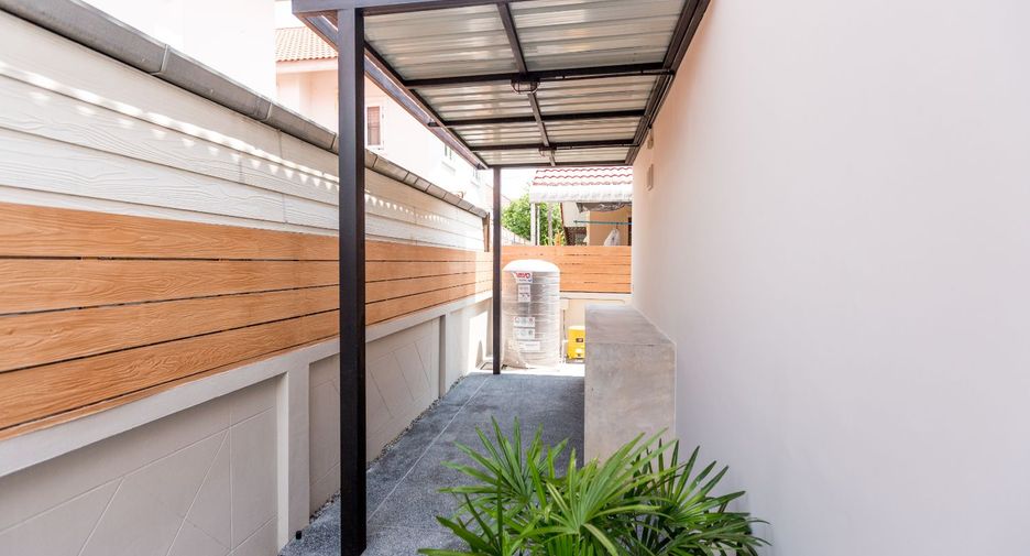 For rent 3 bedrooms house in Hang Dong, Chiang Mai