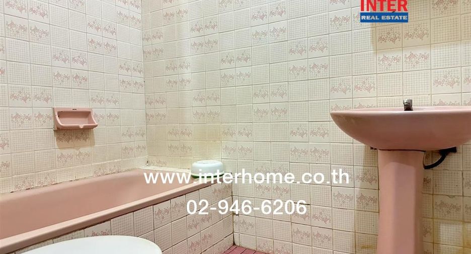 For sale 1 bed townhouse in Pak Kret, Nonthaburi