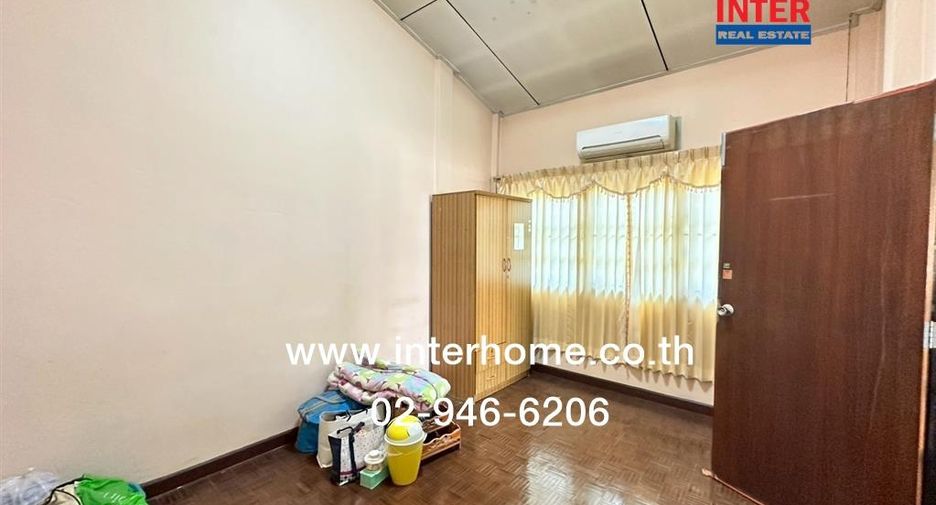 For sale 1 bed townhouse in Pak Kret, Nonthaburi