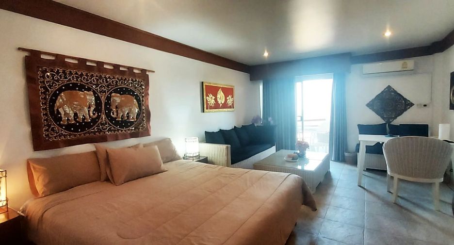For sale 1 bed condo in Mueang Rayong, Rayong