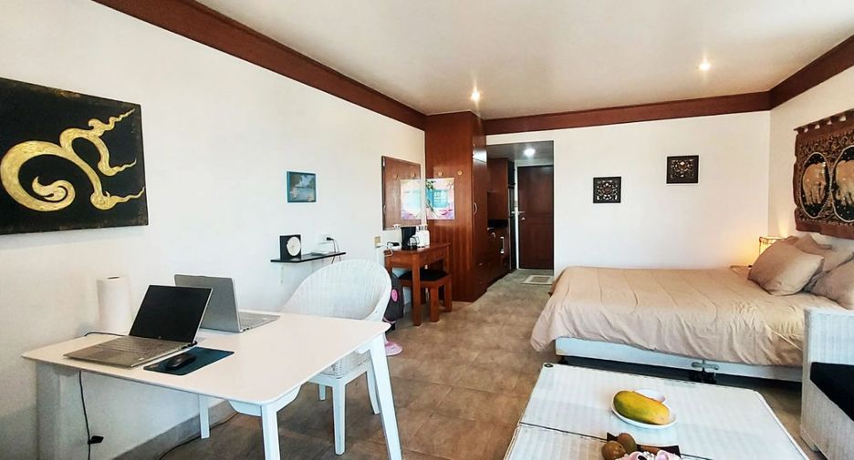 For sale 1 bed condo in Mueang Rayong, Rayong