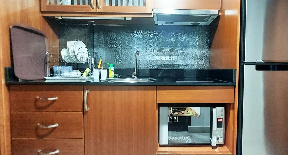 For sale 1 bed condo in Mueang Rayong, Rayong