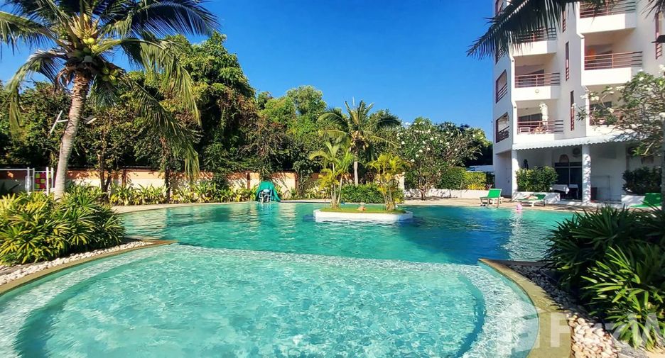 For sale 1 bed condo in Mueang Rayong, Rayong