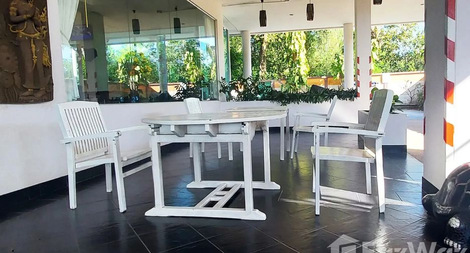For sale 1 bed condo in Mueang Rayong, Rayong