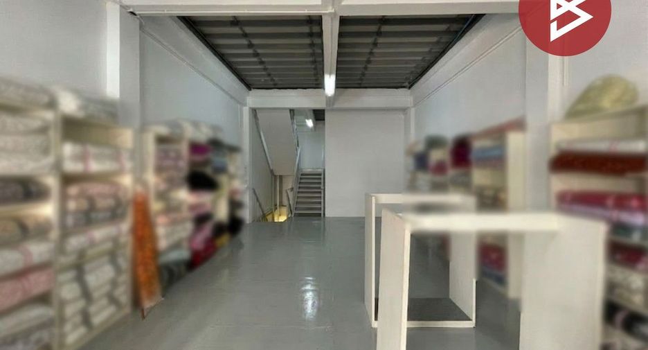 For sale 2 bedrooms retail Space in Samphanthawong, Bangkok