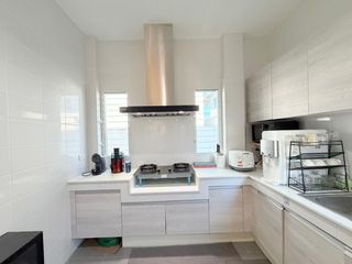 For rent 4 bedrooms villa in Mueang Phuket, Phuket