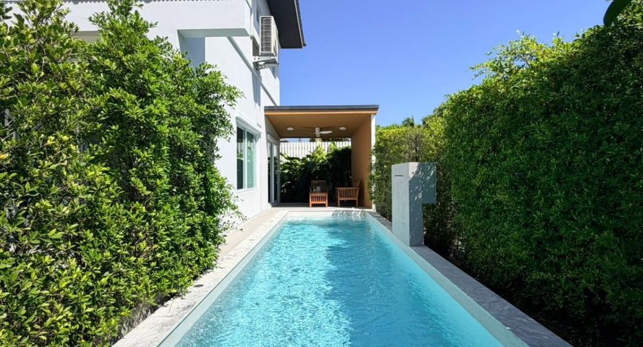 For rent 4 bedrooms villa in Mueang Phuket, Phuket