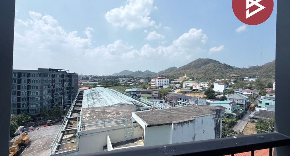 For sale 1 bed condo in Si Racha, Chonburi