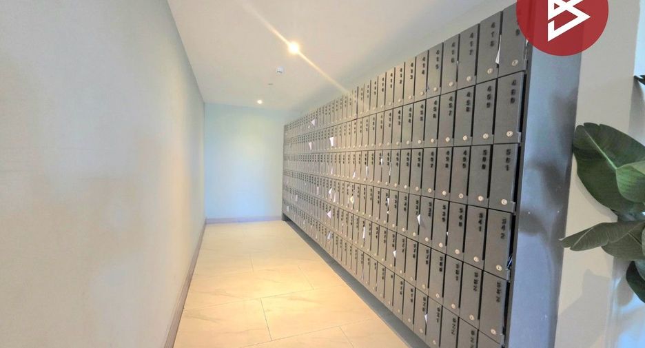 For sale 1 bed condo in Si Racha, Chonburi
