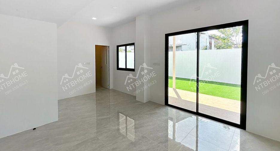 Casa en venta de 4 habitaciones en Pak Kret, Nonthaburi