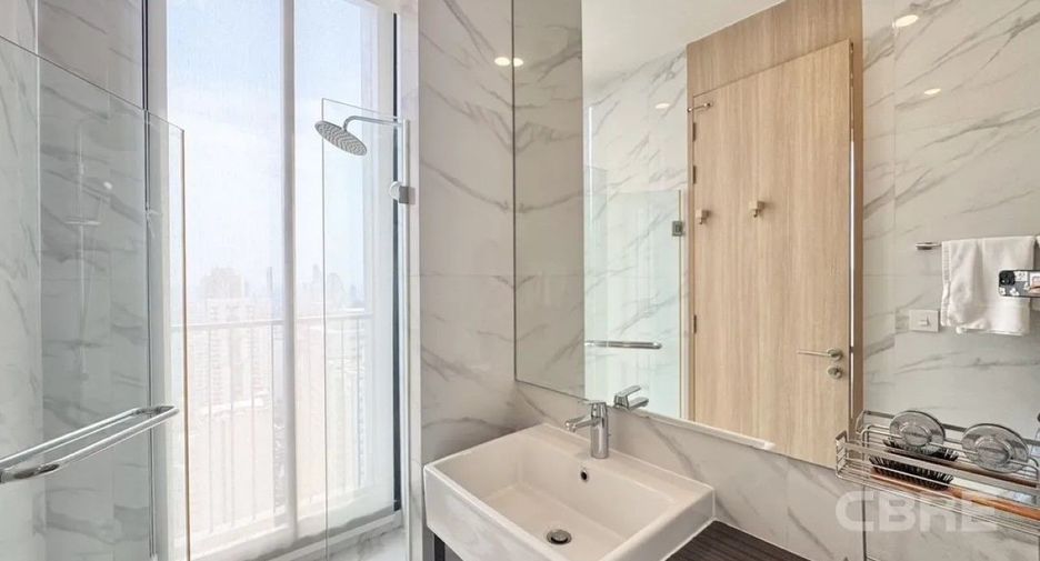 For sale 1 bed condo in Watthana, Bangkok