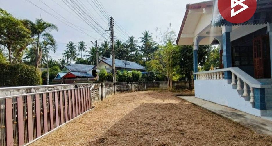 For sale 3 ベッドルーム house in Mueang Samut Songkhram, Samut Songkhram