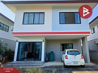 For sale 4 bedrooms house in Mueang Nakhon Sawan, Nakhon Sawan
