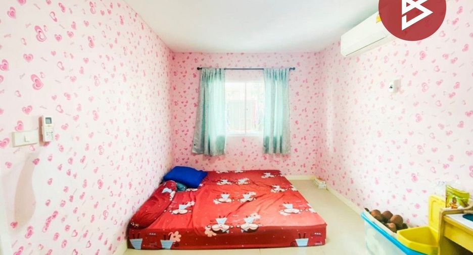For sale 2 bedrooms townhouse in Mueang Samut Sakhon, Samut Sakhon