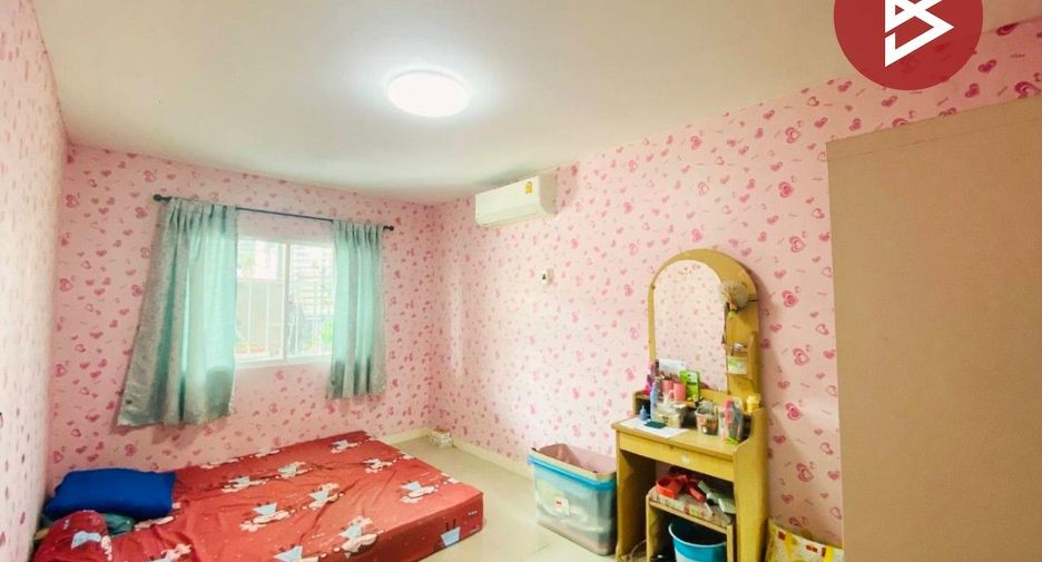 For sale 2 bedrooms townhouse in Mueang Samut Sakhon, Samut Sakhon