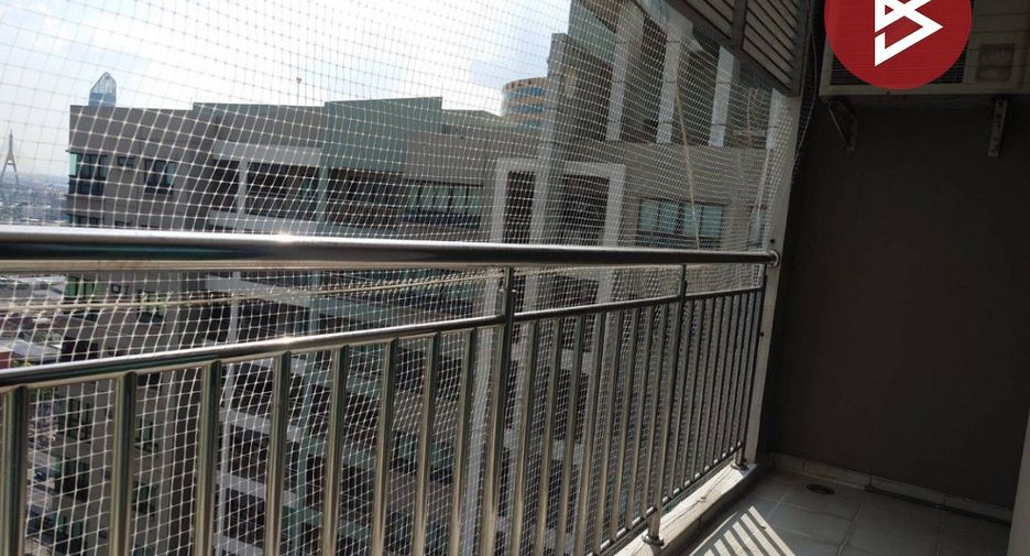 For sale 1 bed condo in Yan Nawa, Bangkok