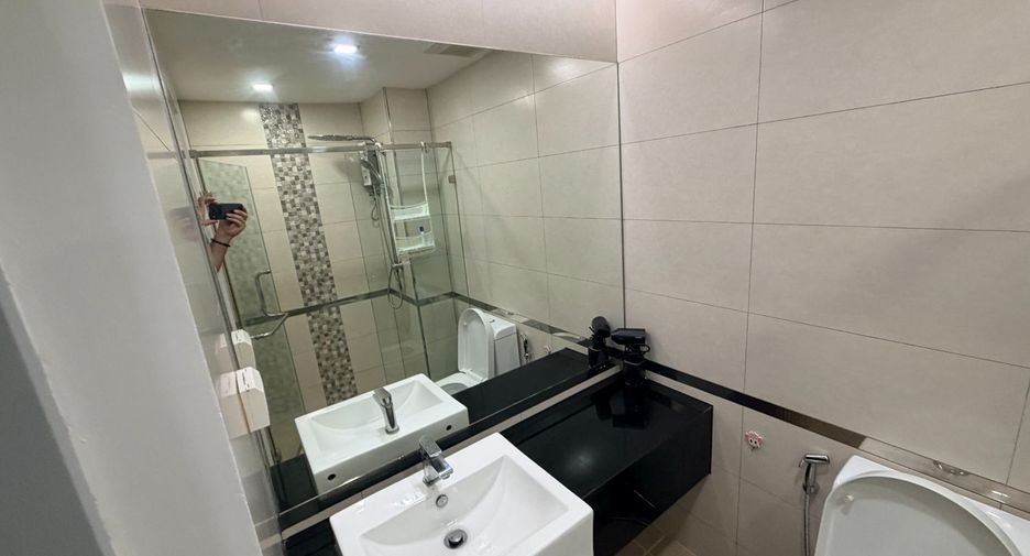 For rent 2 bedrooms apartment in Bang Lamung, Chonburi