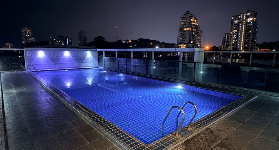 For rent 2 bedrooms apartment in Bang Lamung, Chonburi