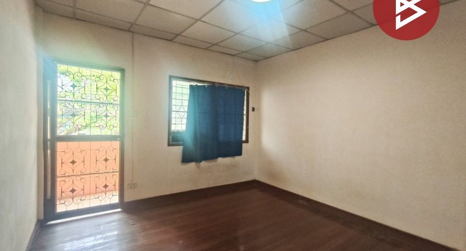 出售 2 卧室 联排别墅 在 Mueang Samut Prakan, Samut Prakan