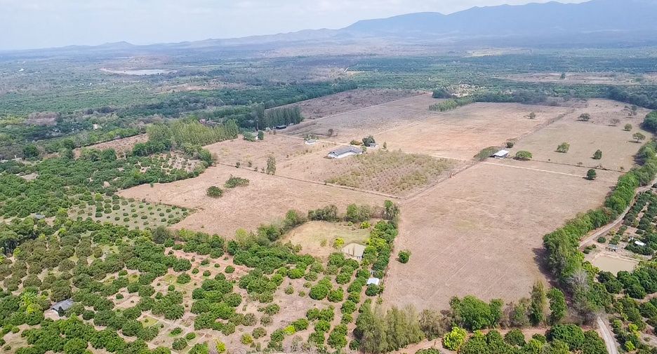 Terreno en venta en Chom Thong, Chiang Mai