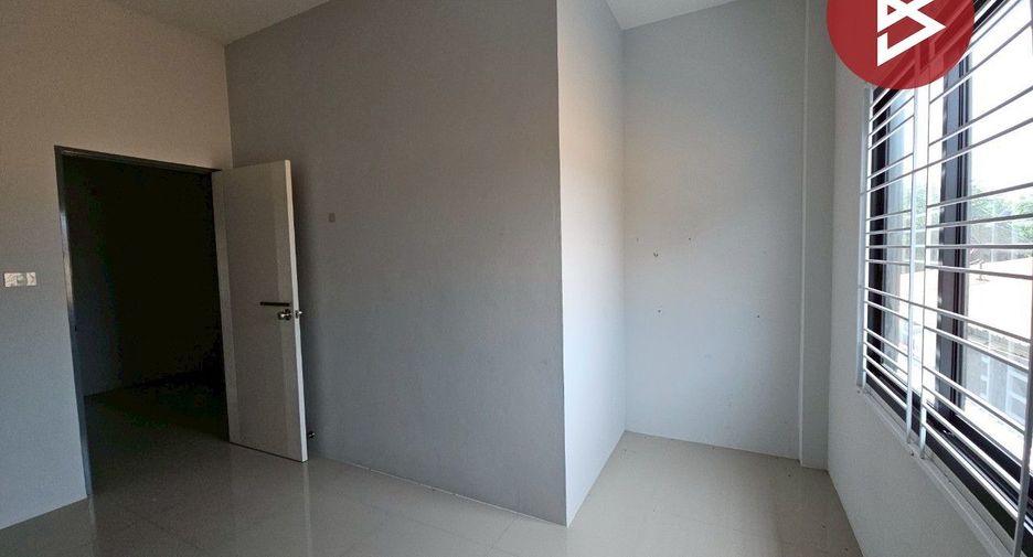 À louer et à vendre 2 chambres local commercial à Mueang Chon Buri, Chonburi