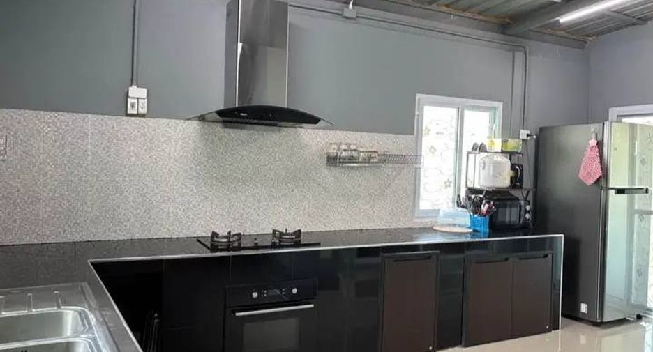For rent 3 bedrooms house in Mueang Phuket, Phuket