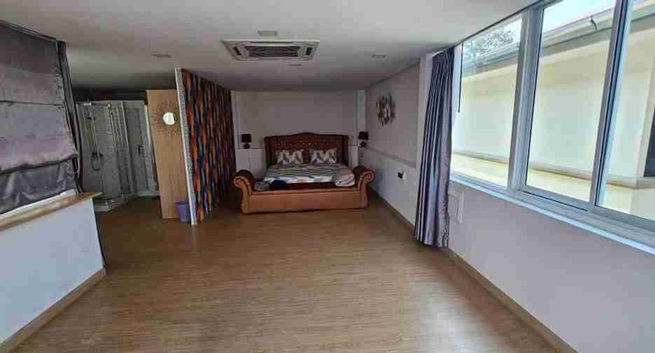 For sale 3 bedrooms house in Bang Lamung, Chonburi