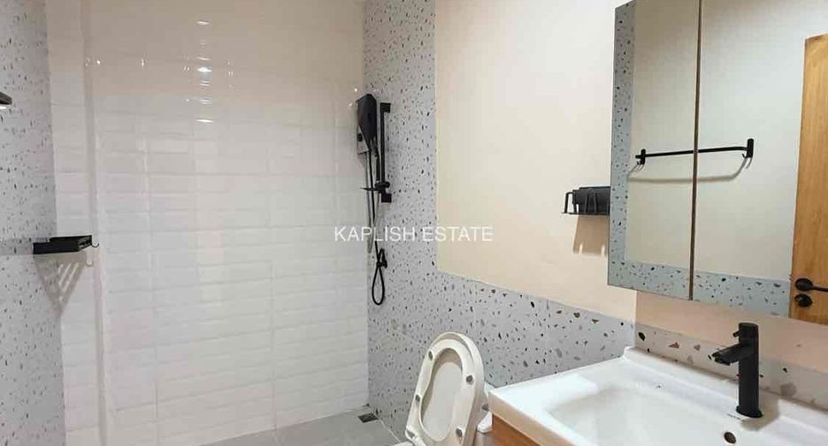 Villa zur Miete und zum Kauf mit 6 Zimmer in Bang Lamung, Chonburi