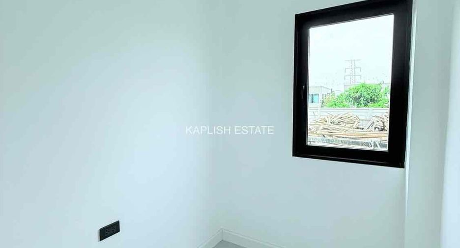 For sale 4 bedrooms villa in Bang Lamung, Chonburi